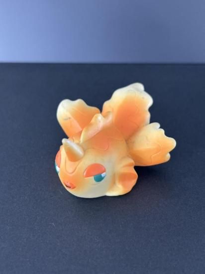 トサキント(色濃い)(指人形)